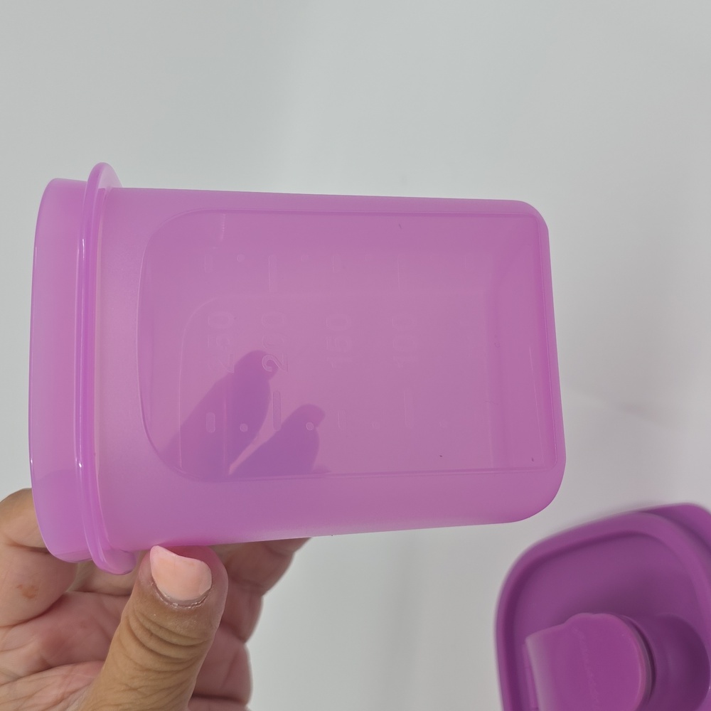 Tupperware Slim Line Mini Pitcher New - Picture 3 of 7